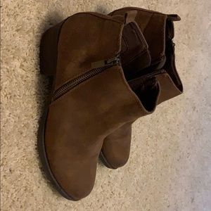 Women’s boots